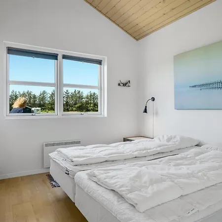 Sinica - 1-4km From The Sea By Interhome *